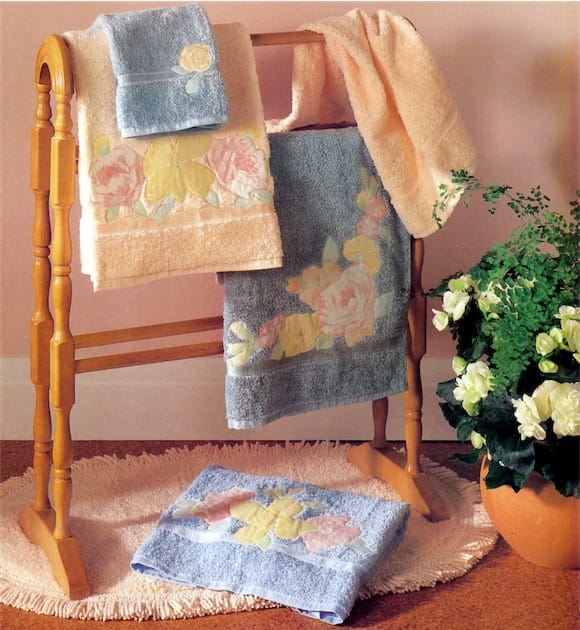 Appliqué towels